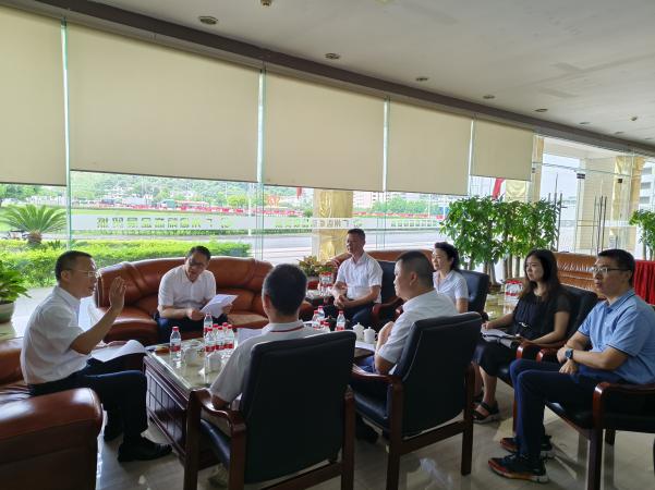 集團領導0.jpg
